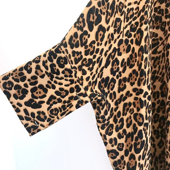 GUCCI Leopard Cheetah Print Silk Cape Shirt 38 - Picture 3 of 8